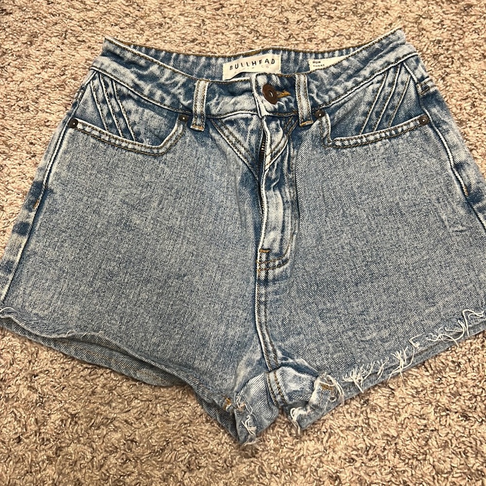 Mom short